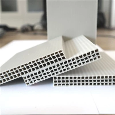 Hög seghet PP-plastform för betonggjutning